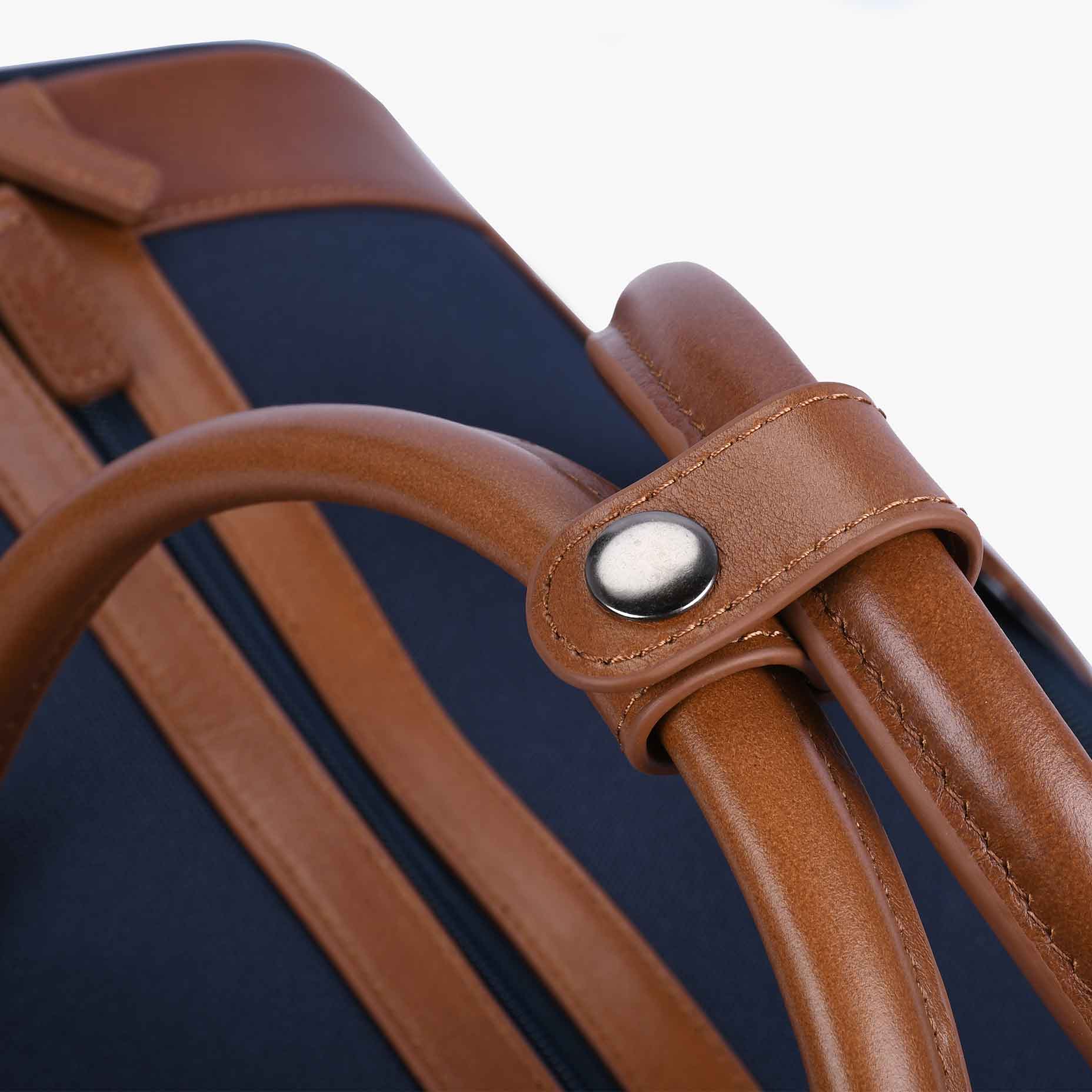 NYLON BOSTON BAG - Image 17