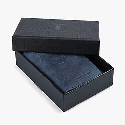 OIL WAX LEATHER SHORT WALLET