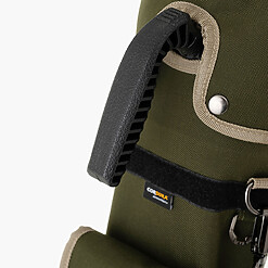 LUX CF | SELF STAND CLUB CASE - OLIVE
