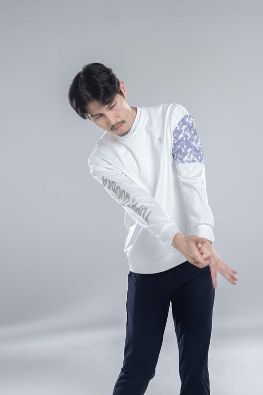 STRETCH PREMIUM CAMO MOCK NECK