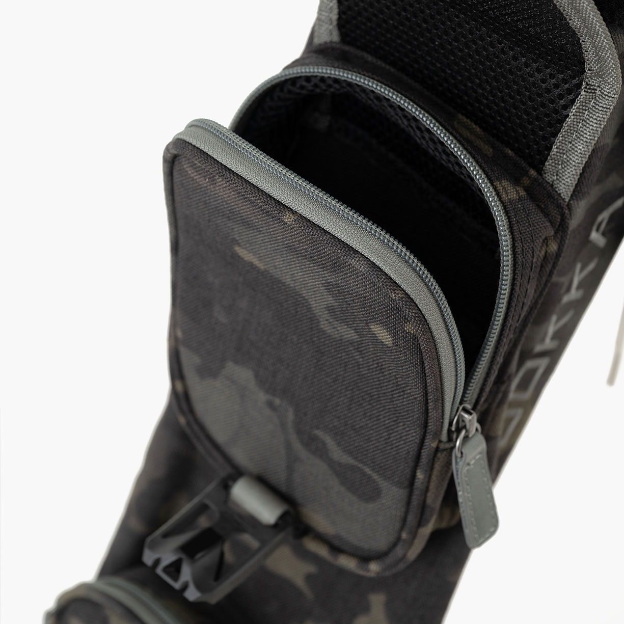 LUX CM | SELF STAND CLUB CASE - MULTICAM BLACK - 画像 (14)