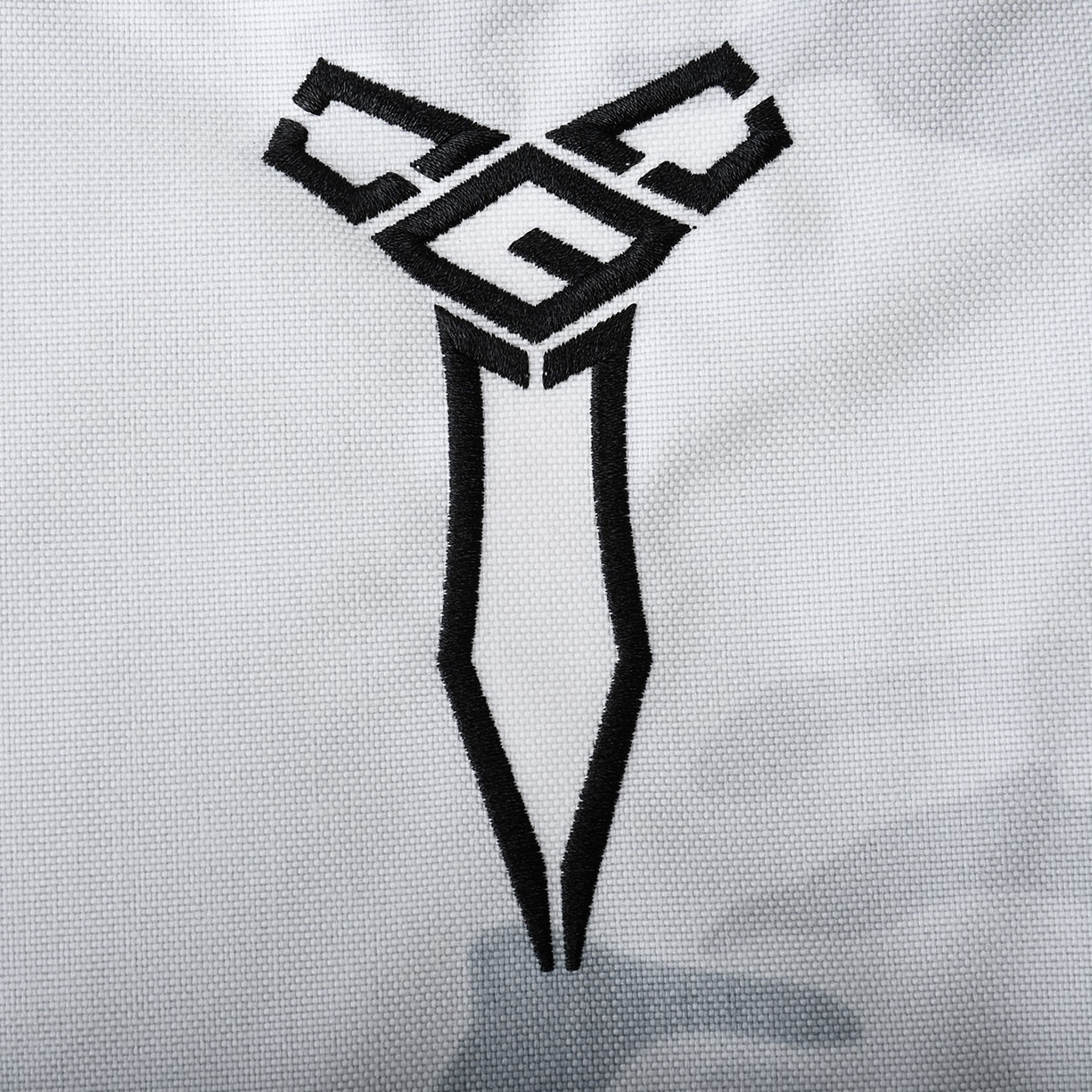 LUX CM | IRON HOOD