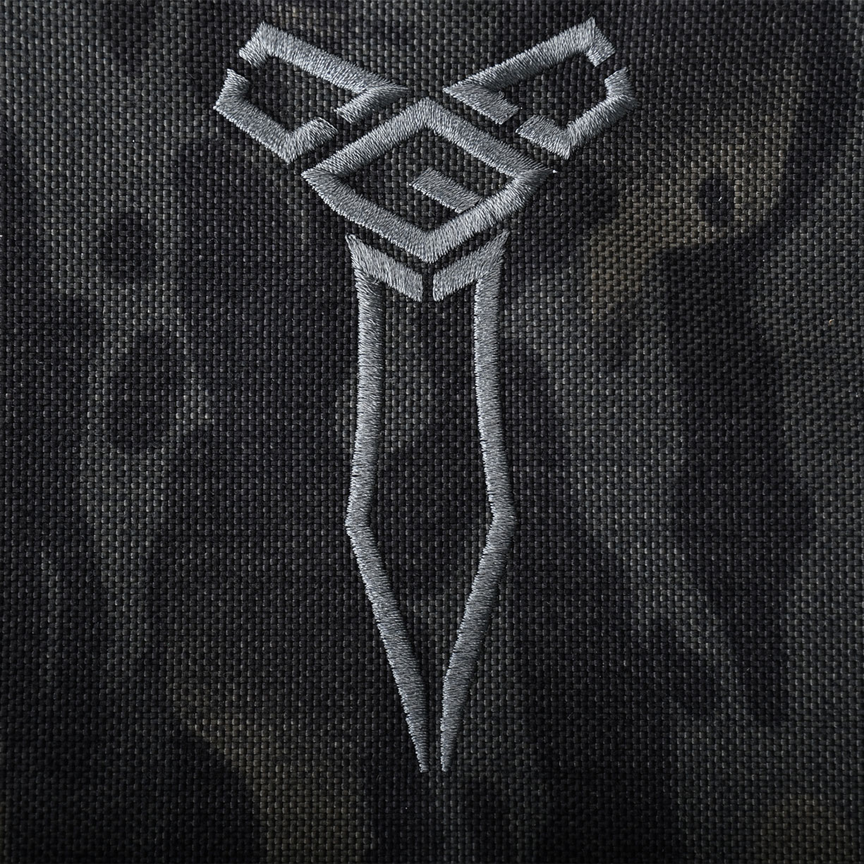 LUX CM | IRON HOOD