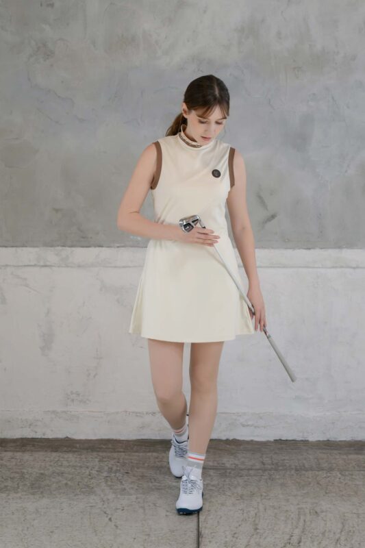 WOMEN’S CLASSY CREST FIT DRESS