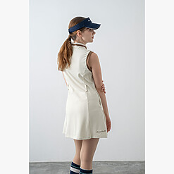 WOMEN’S CLASSY CREST FIT DRESS