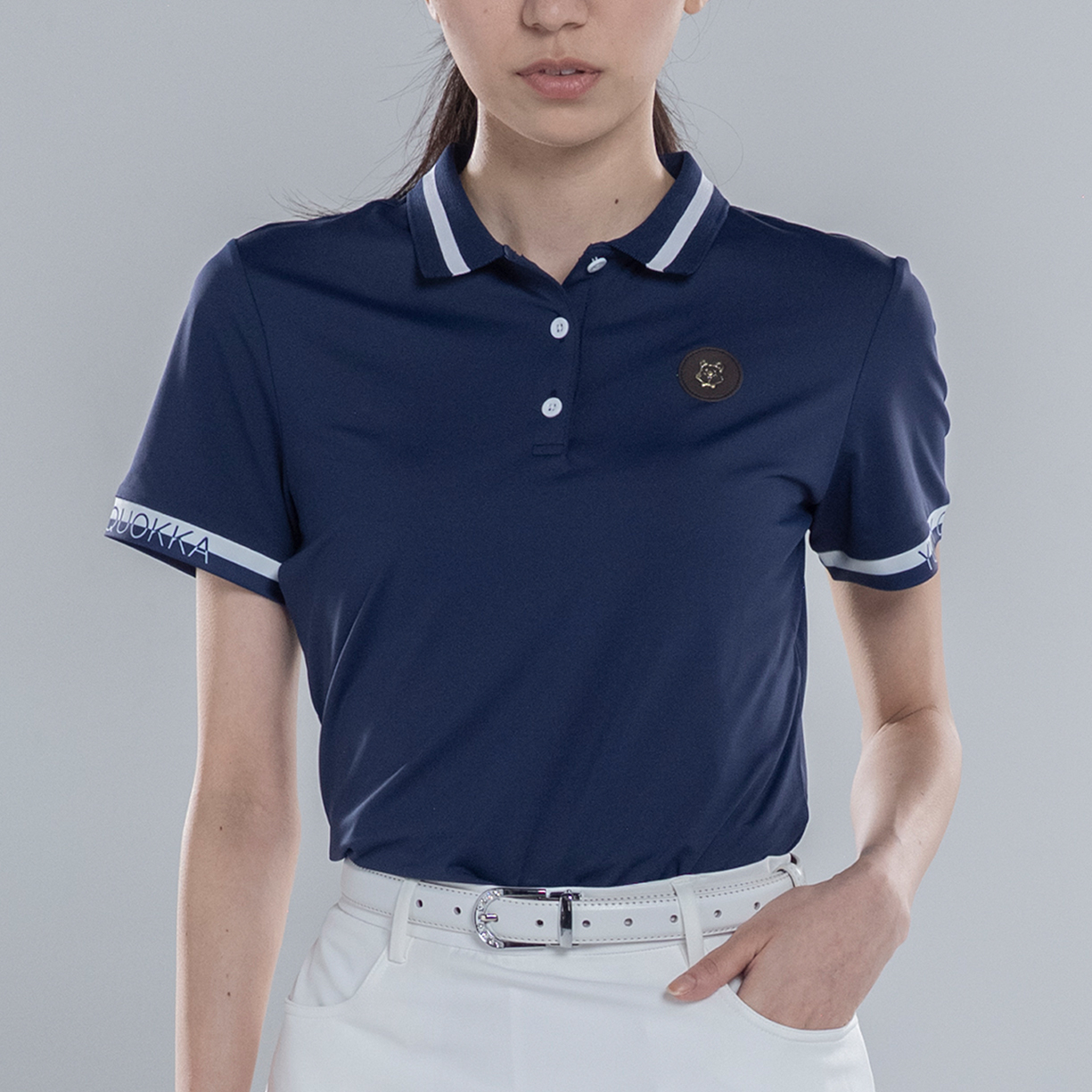 WOMEN’S CLASSY CREST POLO