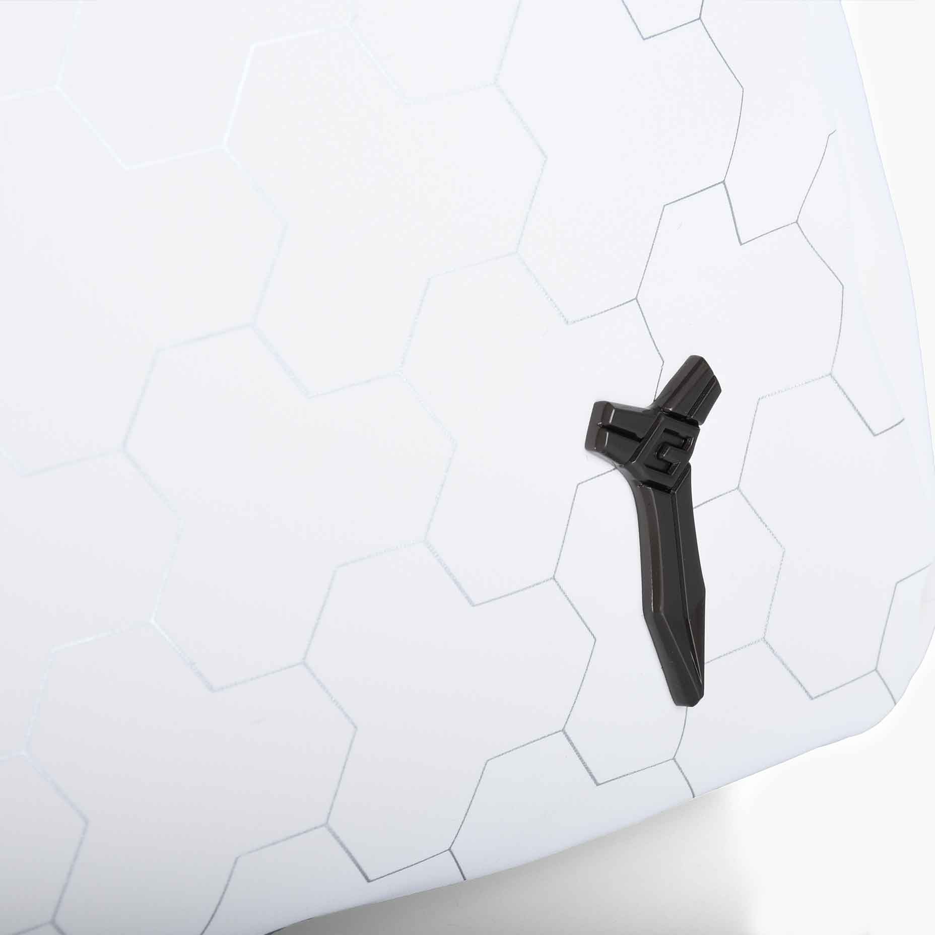PREMIUM ARMOR TOTE - Image 28